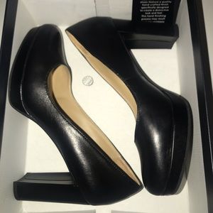 VEUC✈️NATURALIZER BIANCA PUMPS✈️